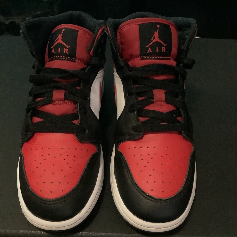 Air Jordan 1 Mid 'Noble Red' Size Youth 4.5 or WMNS 6